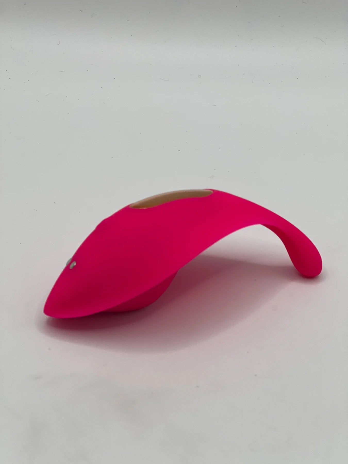 FEMALE WEARABLE VIBRATOR